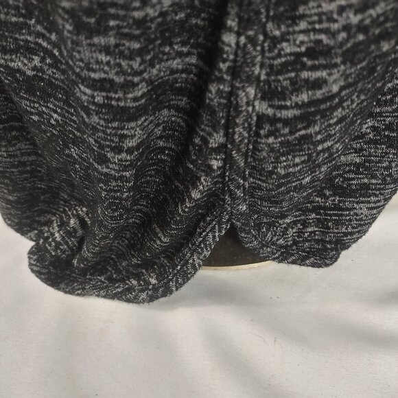 12pm by Mon Ami Womens 3/4 Sleeve Pullover Top Black Long Tail Sz Large - Picture 7 of 9